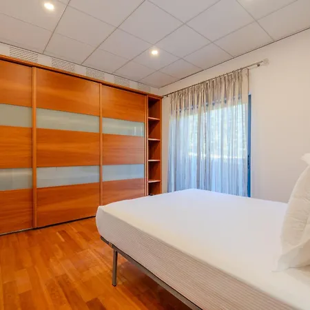 Flateli Palau * Girona